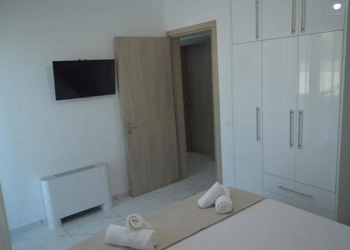 Issos House אגיוס גיורגיוס