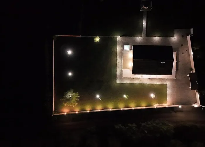 Issos House *