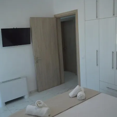 Issos House Ágios Geórgios